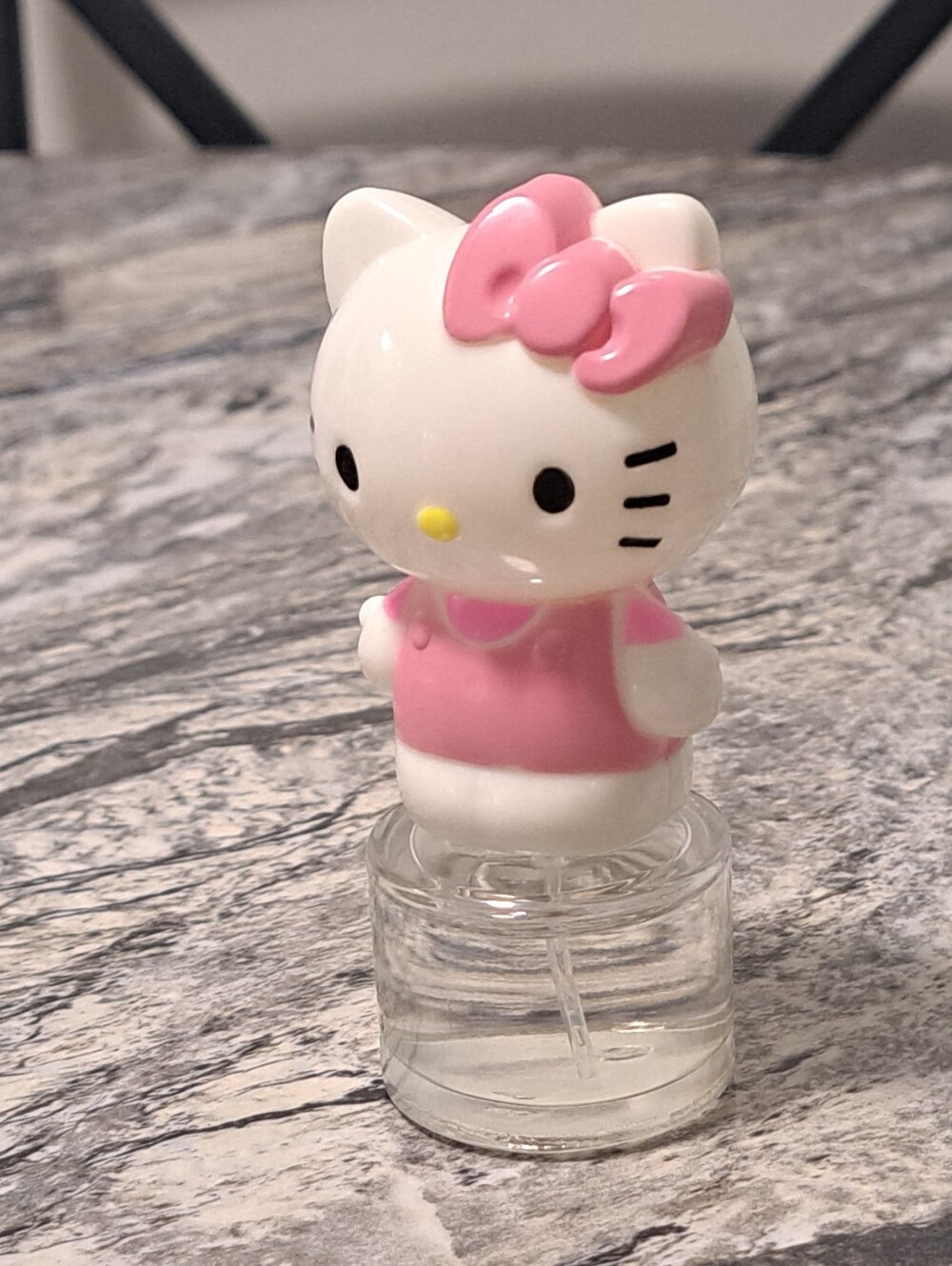 Hello Kitty 12 Pc Bundle With Quilted Sling Bag Tumbler The Crème Shop & More - Picture 7 of 17
